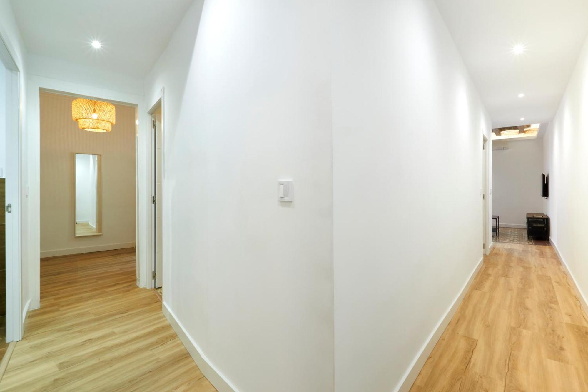 Comfortable Apartment Next To Apolo Theater Barselona Dış mekan fotoğraf