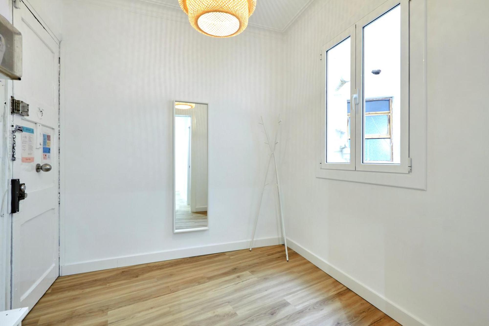 Comfortable Apartment Next To Apolo Theater Barselona Dış mekan fotoğraf